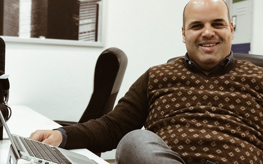 Conheça melhor o Feliciano Roldão, head of sales da startup 40 PÉS e usuário do nosso cowork
